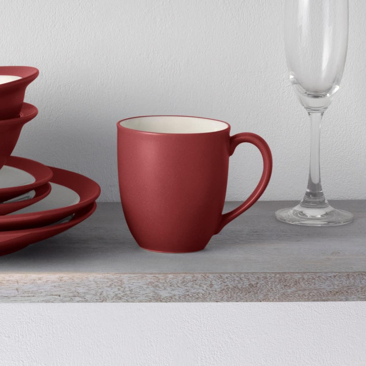 Noritake Colorwave Raspberry 4-Piece Curve Place Setting, Service for 1