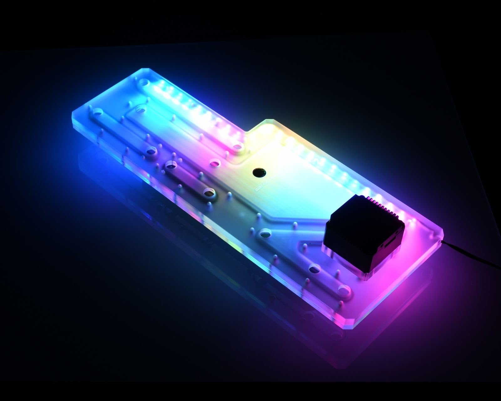 Amazon.co.jp: Bykski ディストロ プレート Corsair 900D用 - PMMA 5V