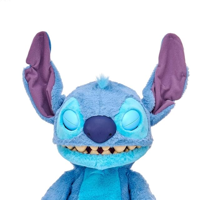 Foto 7 de 8 de Disney Stitch Puppetronic by Real FX de Lilo & Stitch, Peluche Electrónico de 45 cm