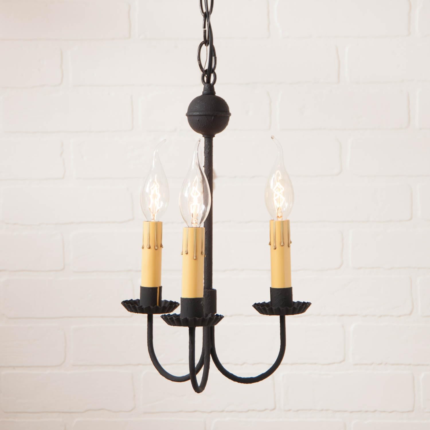 Irvins Country Tinware Small 3-Arm Primitive Chandelier in Textured Black