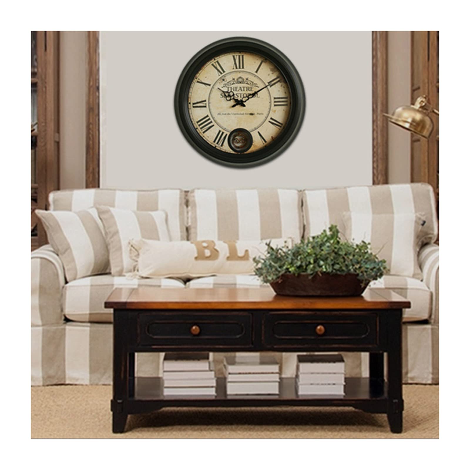 ヴィンテージ 古い壁掛け時計 シャビー ペイント 木製フレーム 四角形