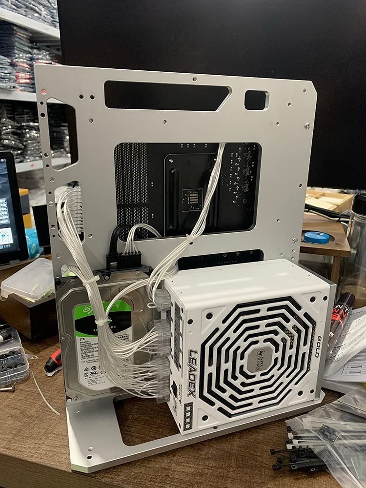 DIY PC ケース ホルダー 開放型 ケース ATX MATX ITX用 水冷 PC テスト台 アルミニウム合金 簡単に組み立て スタンド型 マザーボード オープンフレーム