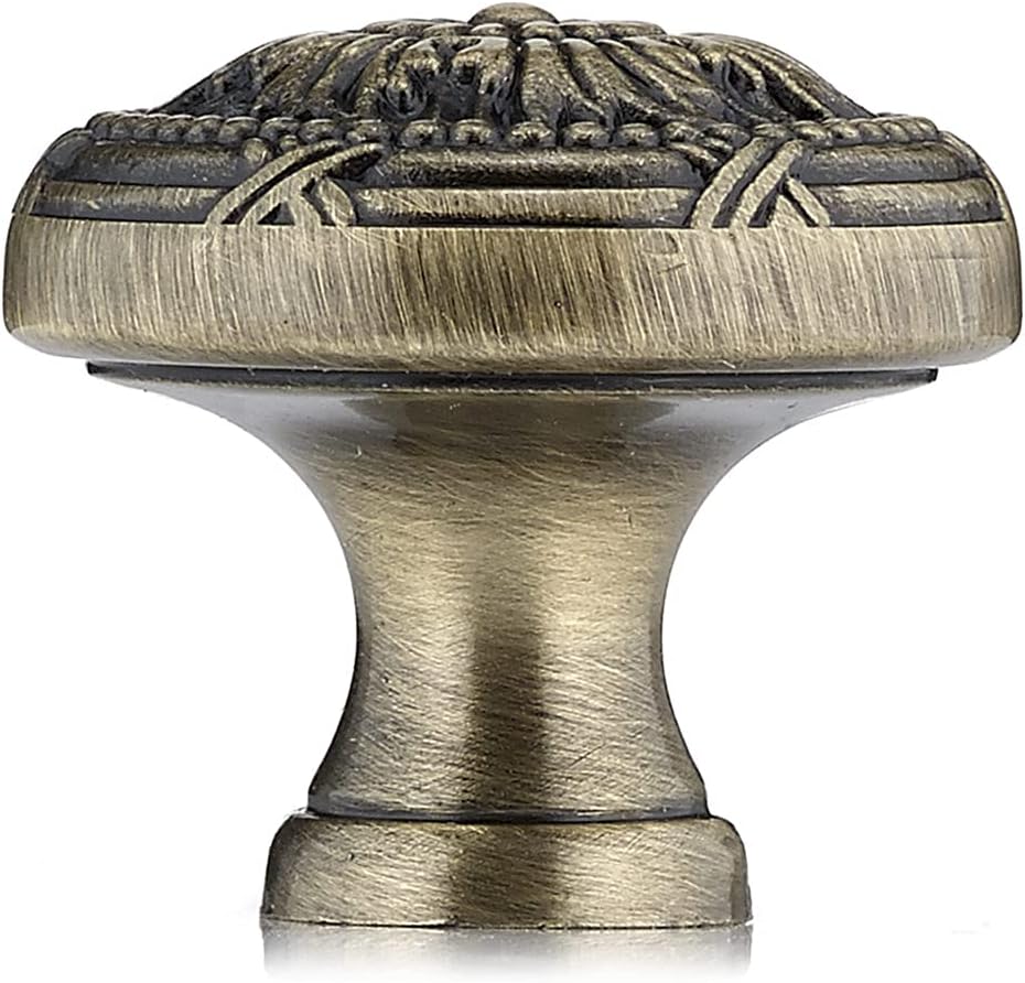 Richelieu Hardware BP82465AE Châteauguay Collection 1 1/4-inch (32 mm) Antique English Traditional Cabinet and Drawer Knob for Kitchen, Bathroom, and Furniture