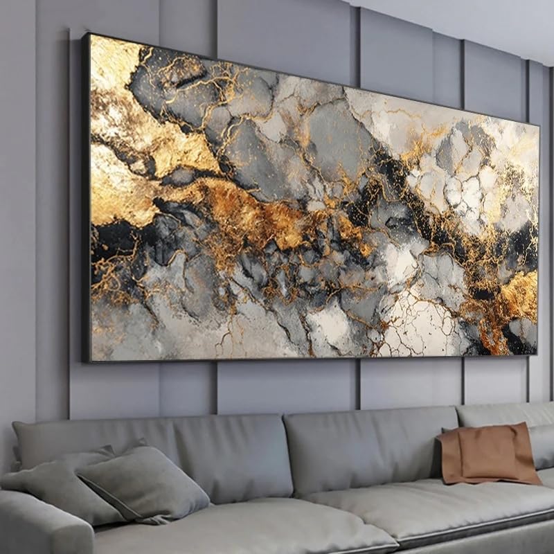 Art mural foncé effet marbre pour habiller un grand mur de salon vide