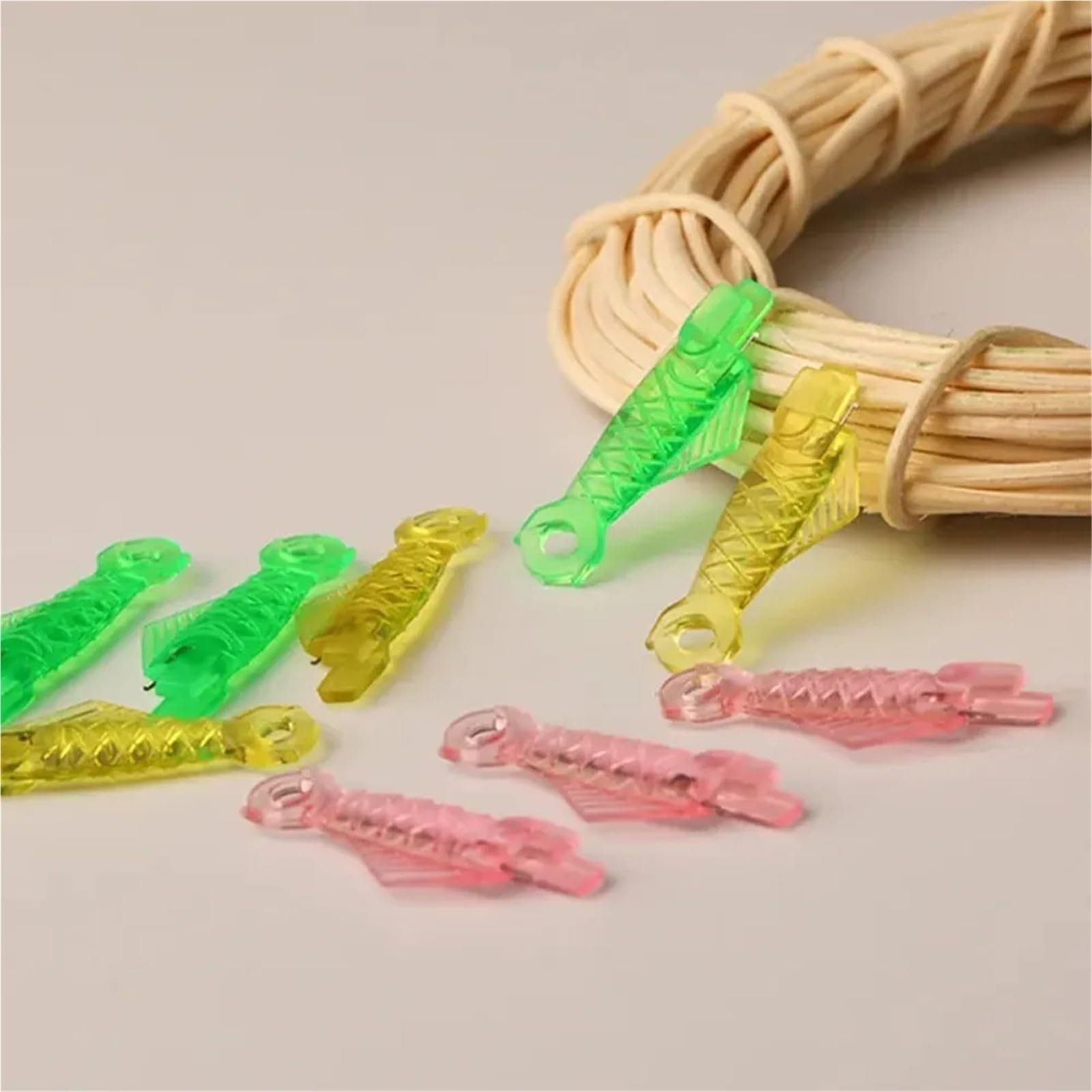 Infila-Aghi, Infila-Aghi Automatici in plastica Multicolore for Mini Macchina da Cucire 100 pz