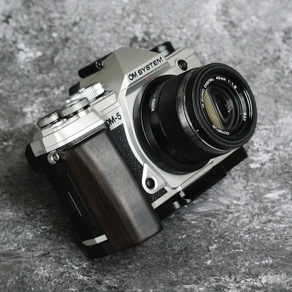 Wood L Hand Grip + Aluminum Alloy Baseplate Fit for Olympus OM-5 Mirrorless Camera