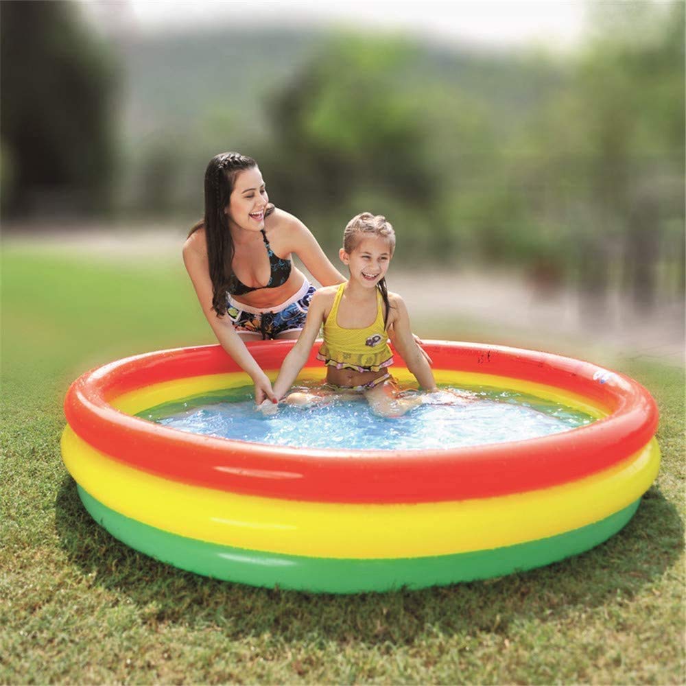 pool with inflatable bottom