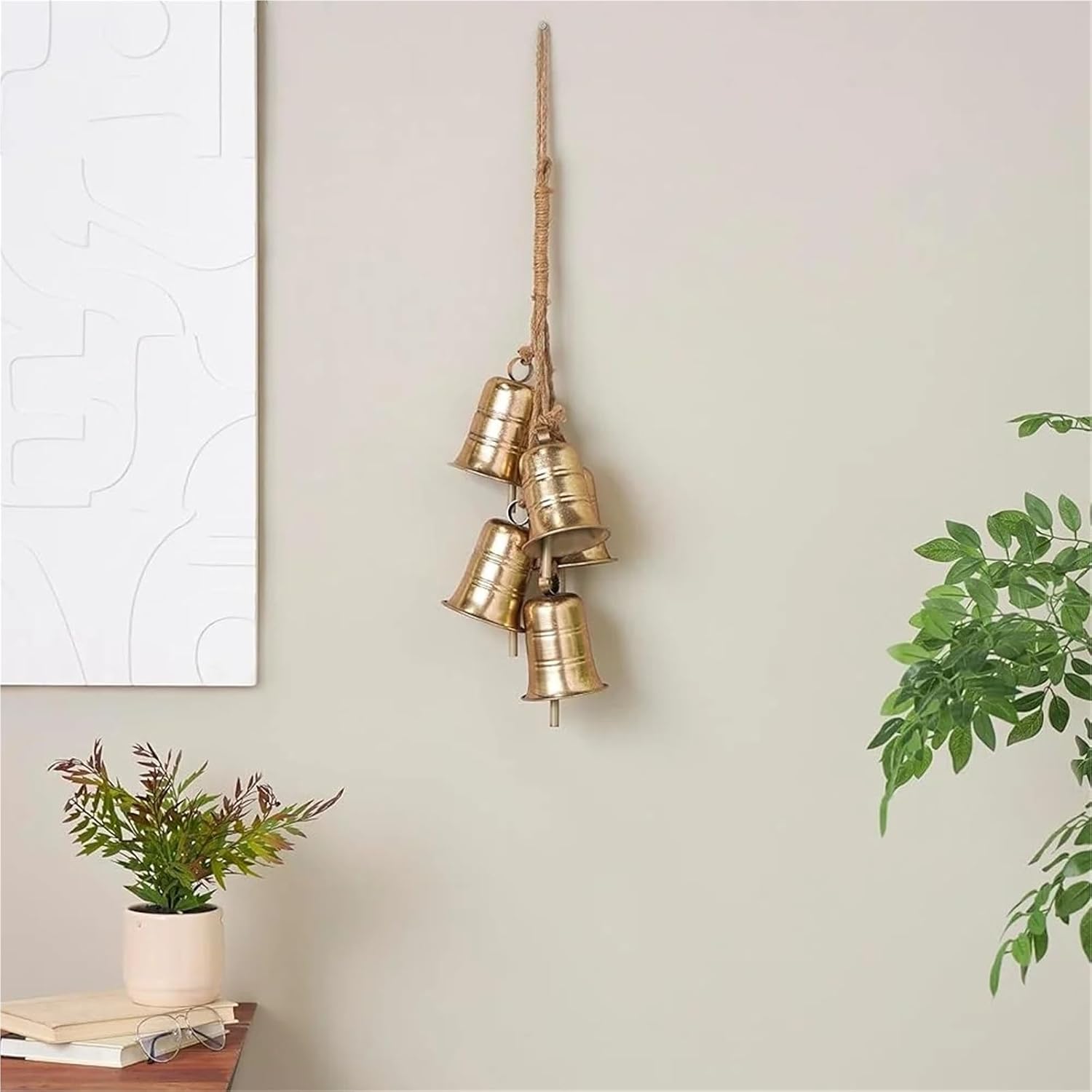 Decorative Cow Bells Metal Decorative Bells Cluster Indoor Outdoor Use Meditation Cow Bell with Jute Hanging Rope Traditional Gold Accent 8x8x26