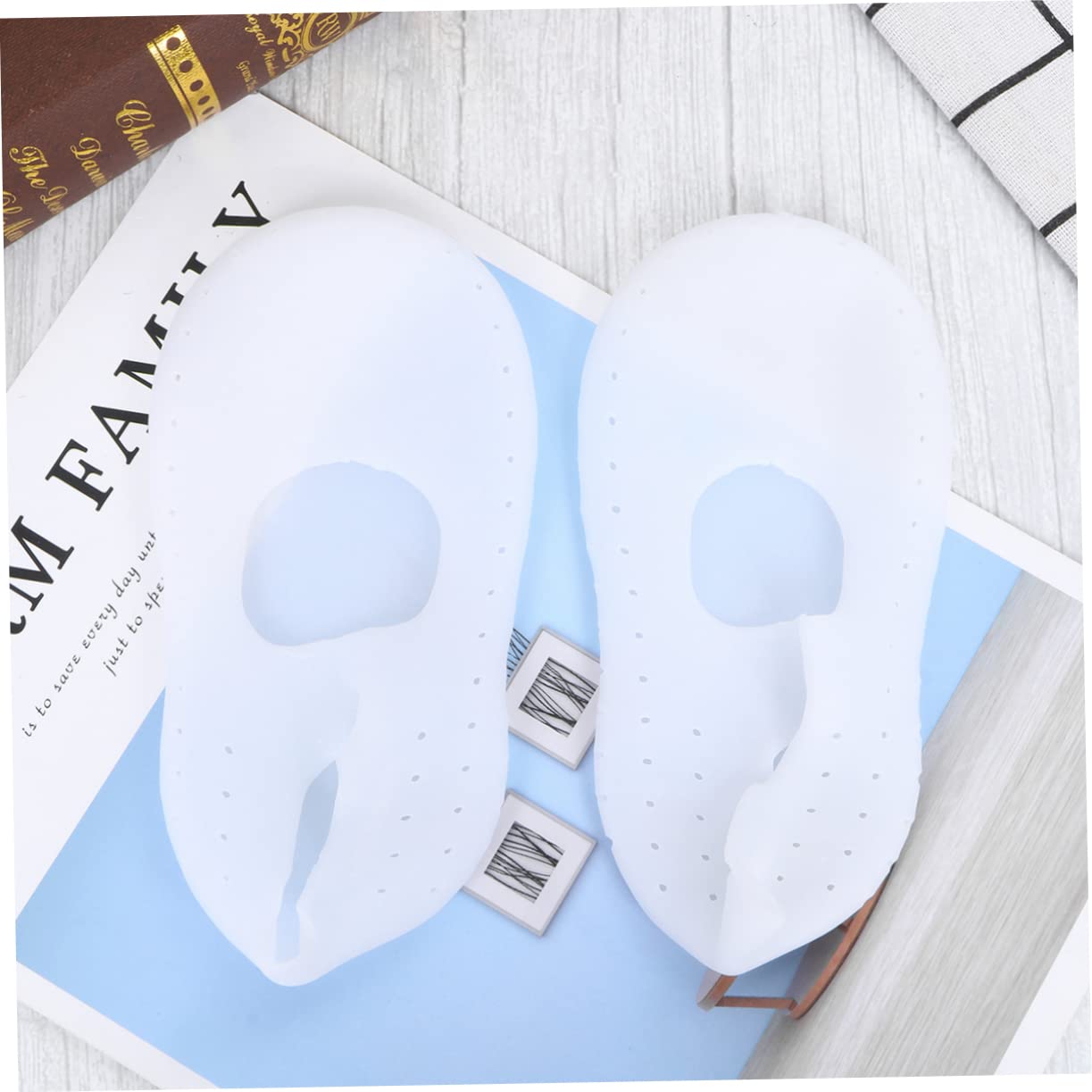 Toddmomy 1pair for Men Women Breathable Elastic Boat Socks for Water Sports Household Use Lightweight Easy to Carry White