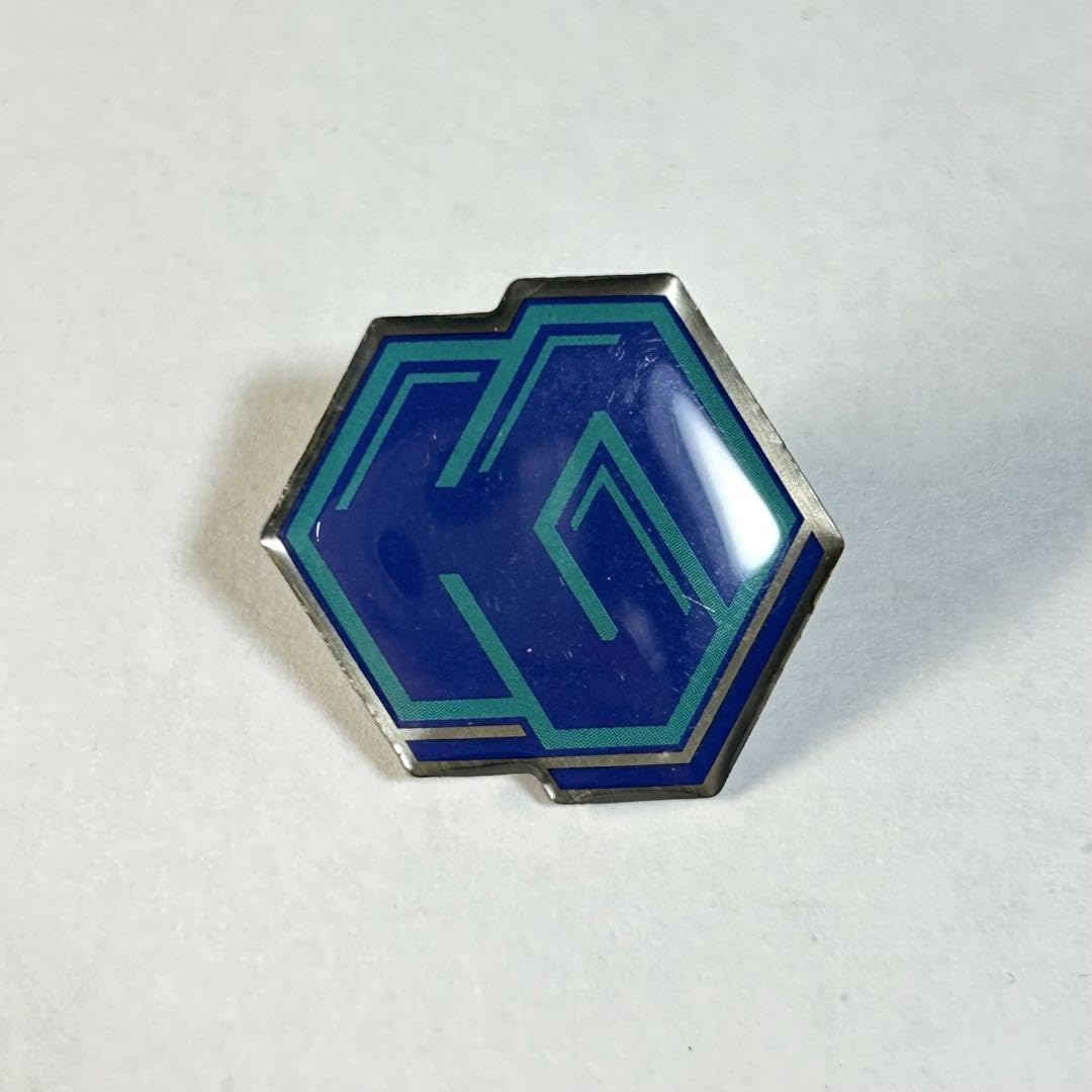 Amazon | GLAY ランダムバラエティグッズ HEAVY GAUGEピンバッジ