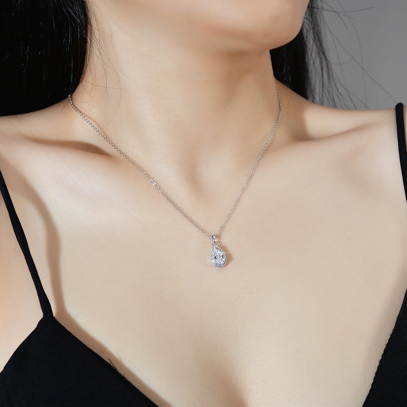 Naszyjnik damski, damski naszyjnik z zawieszką w kształcie kropli z aureolą moissanitu 1 ct/2 ct, 40 + 5 cm