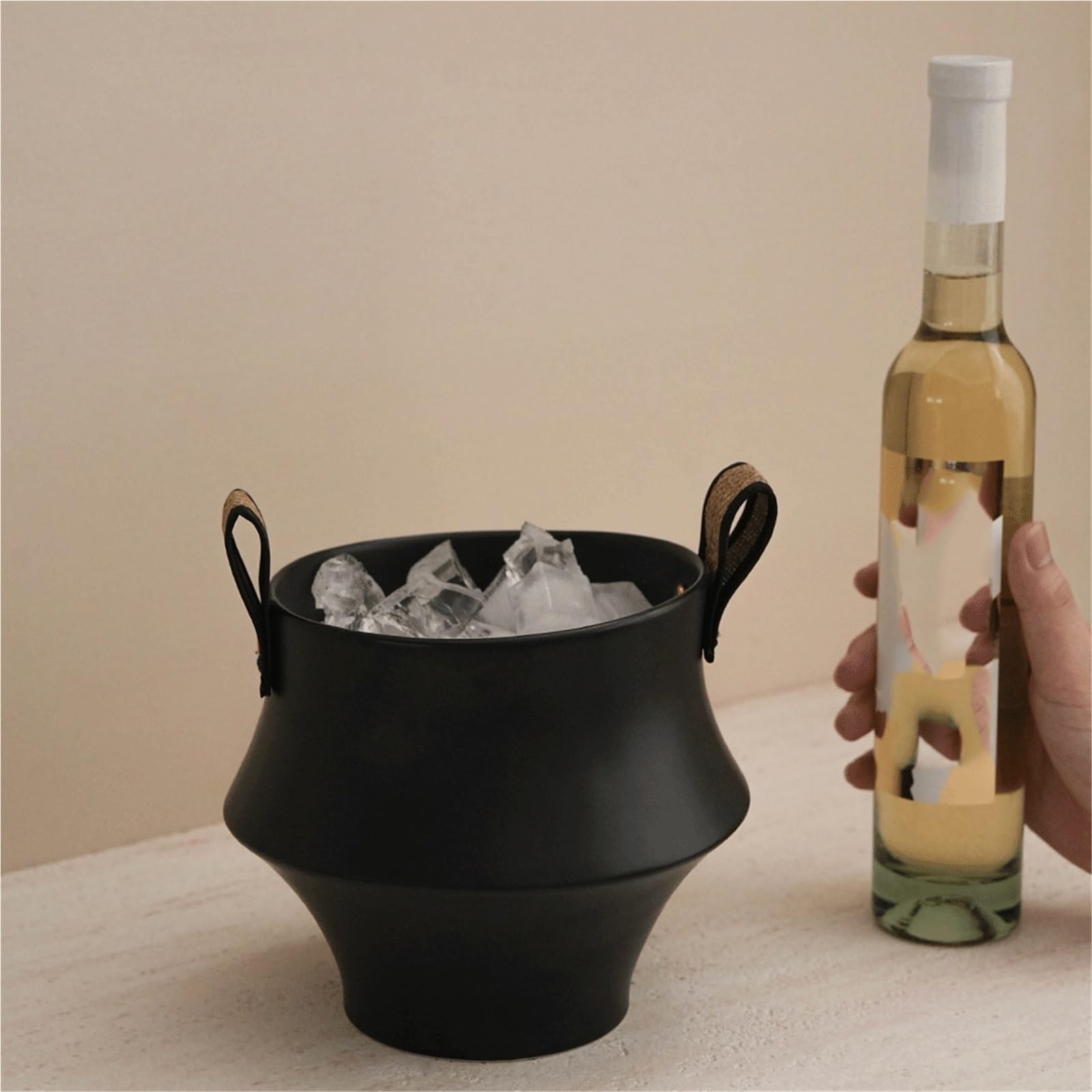 Barra Los cubos de hielo cerámica son perfectos for fiestas Partes | Negro