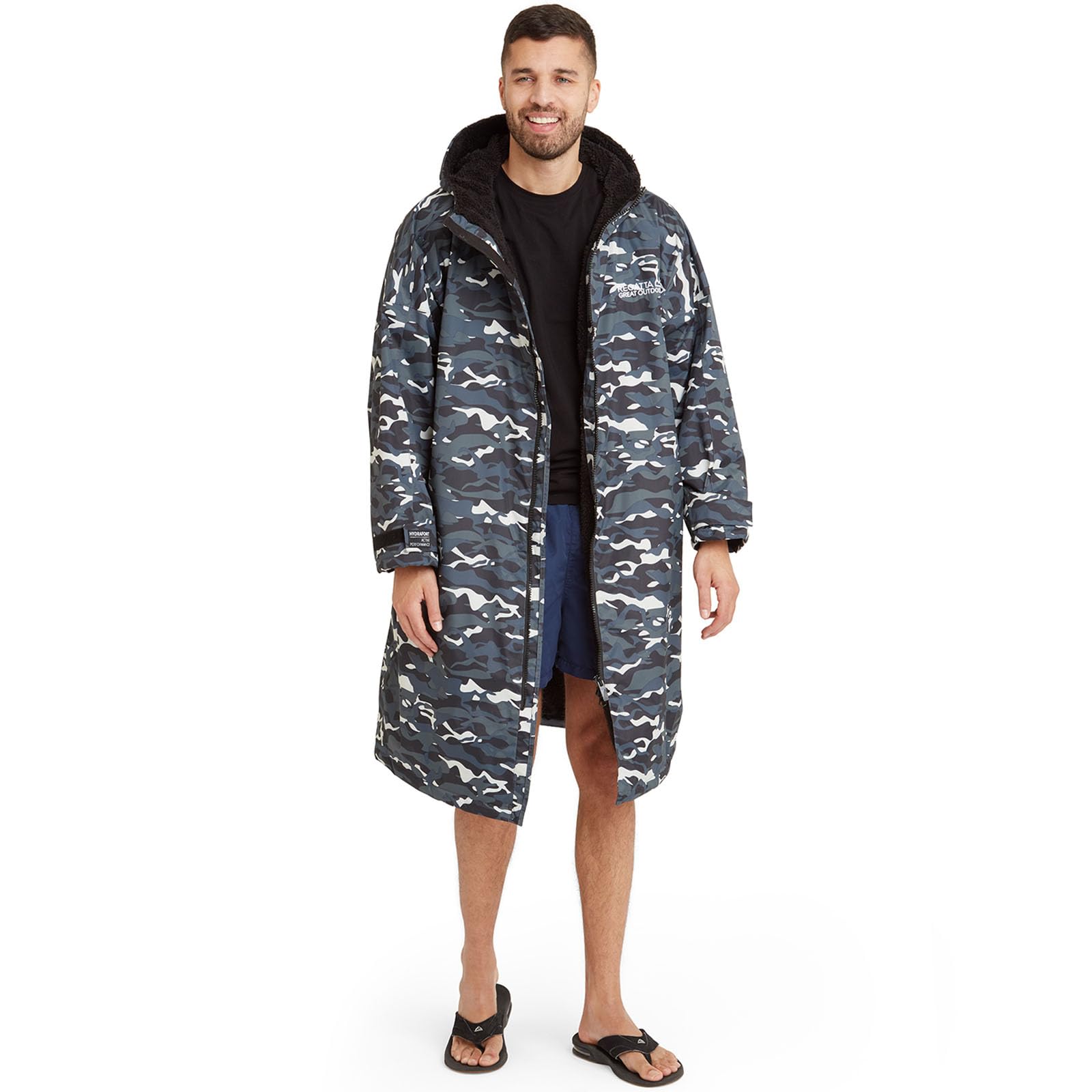 Regatta Outdoor Active Unisex Waterproof Changing Robe - Black Camo/Black - SM