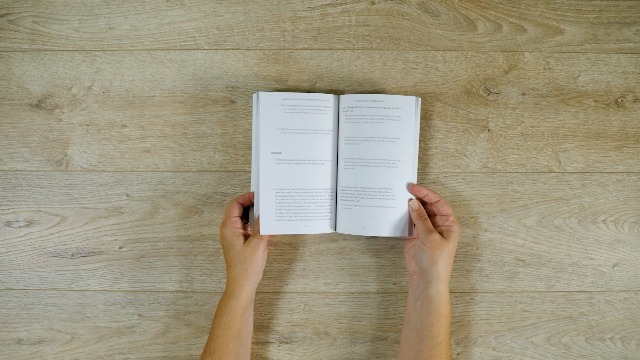 Image of Imagine the God of Heaven Study Guide: Five Sessions on Near-Death Experiences, God's Revelation, and the Love You've Always Wanted