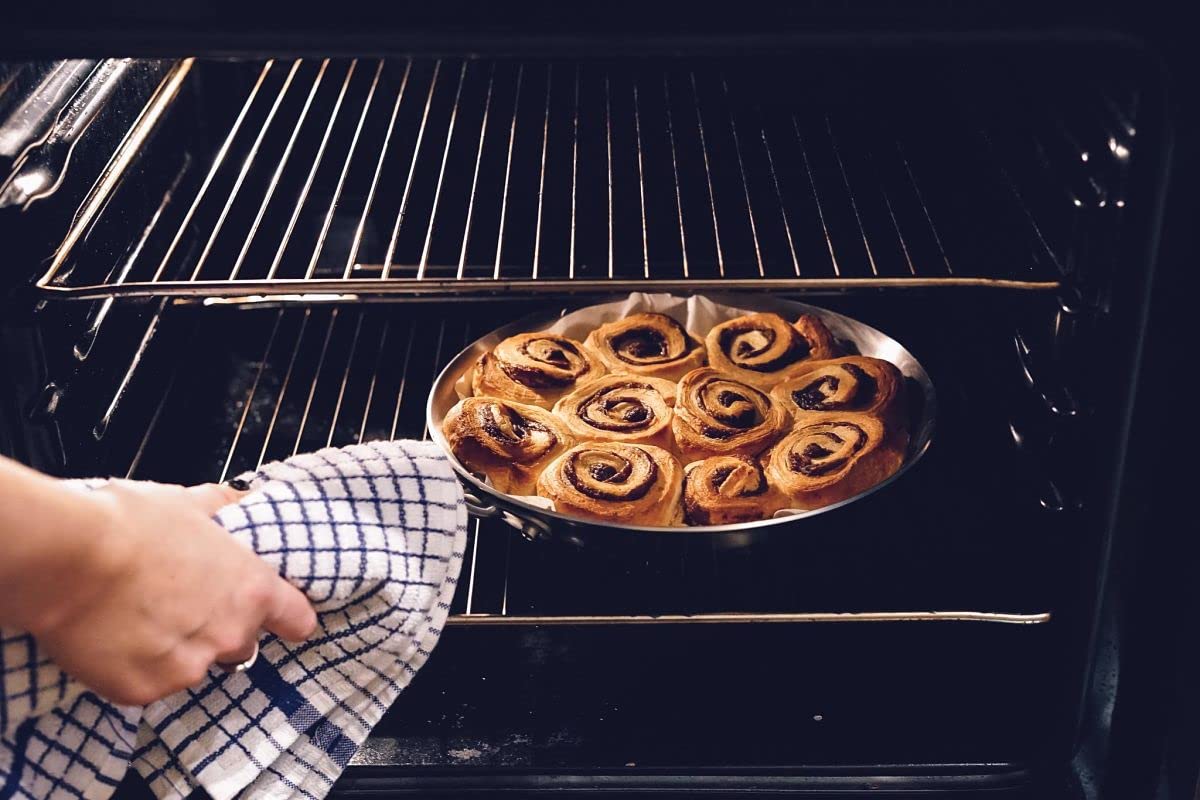SOLTHERMIC F9L50E5R COCINA GAS CON HORNO ELECTRICO NEGRA RUSTICA CON MANDOS DORADOS/ANCHO 90 CMS / 5 FUEGOS/HORNO PANORAMICO 115 L. / GAS BUTANO Y GAS CIUDAD/ENTREGA A DOMICILIO