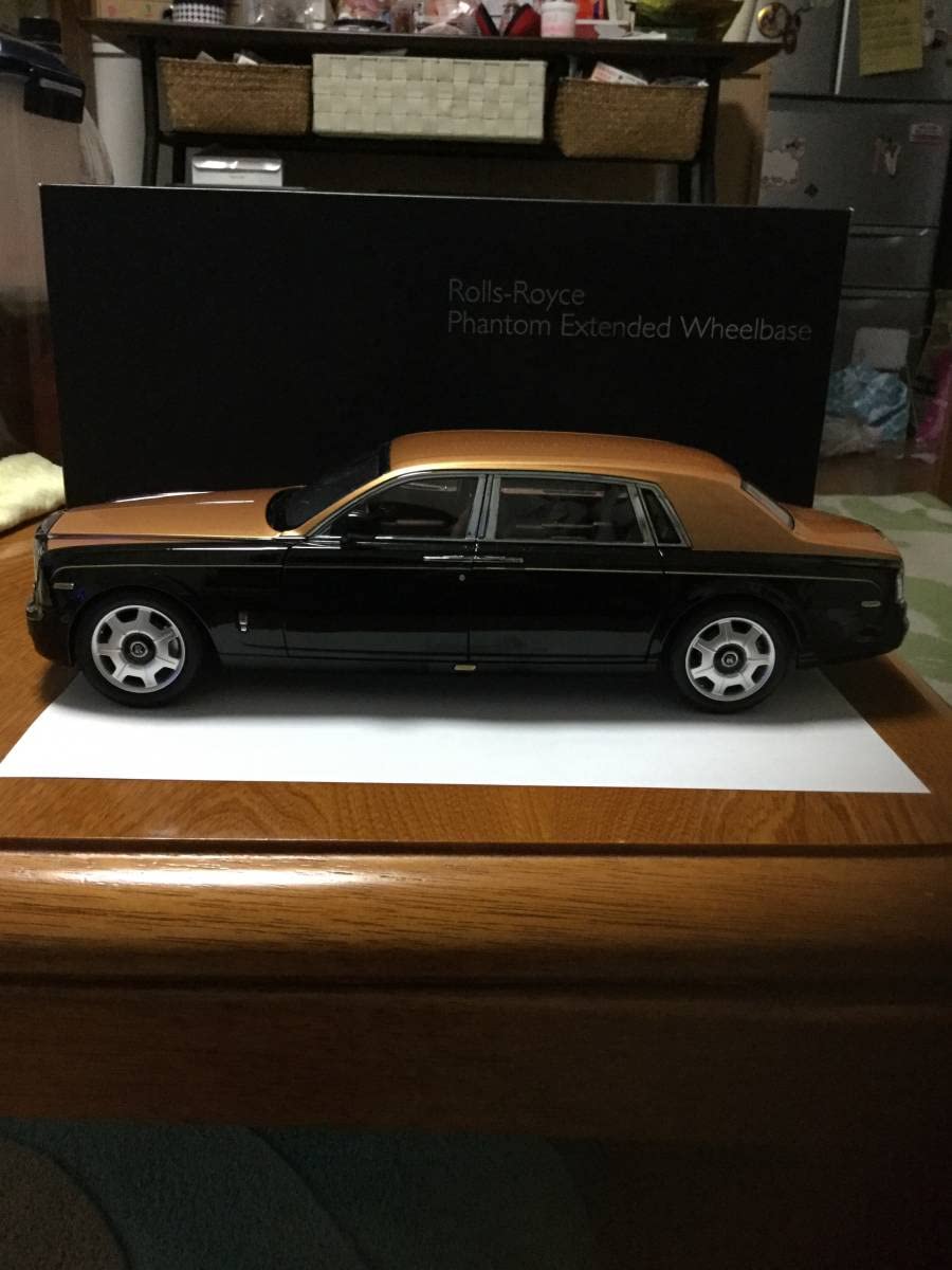 Amazon | ロールスロイス ファントム Extended Wheelbase 1/18