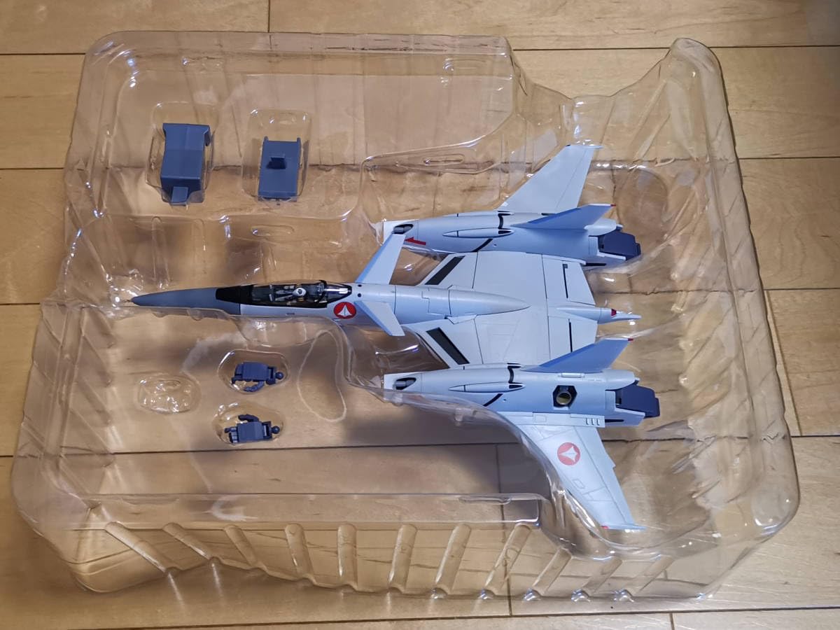 Amazon | YAMATO/やまと 1/60 完全変形 VF-4G ライトニングⅢ やまと 