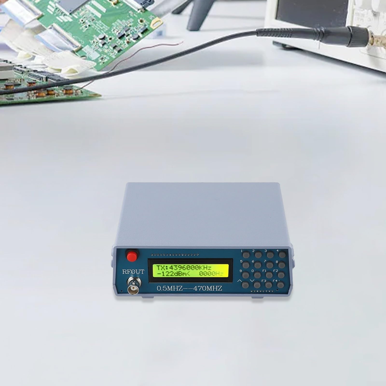 Generatore di segnale RF digitale 0,5 M-470 MHz con display a 7 cifre per debug radio FM, include tono 800 Hz, gamma da -70 a 132 dBm, ingresso CC 12 V, unità ABS stabile per automotive e insegnamento