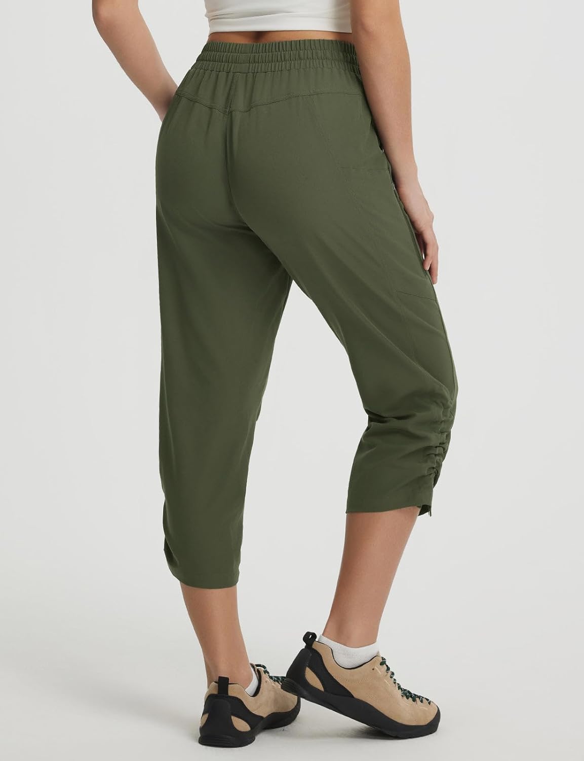 baleaf Women's Capri Pants with Zipper Pocket Lightweight Quick Dry Water Resistant Hiking Pants Adjustable Ankle Cuff - Image 6