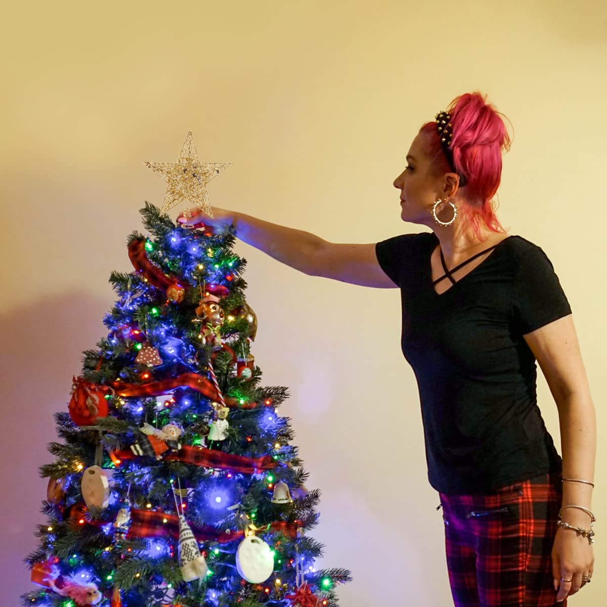 Estrella Árbol de Navidad Metal 22cm - Estrella la Copa del Árbol Brillante con Base Espiral Estable, Diseño Hueco 3D, Adornos para la Copa del Árbol Decoración Navideña Clásica, Dorado
