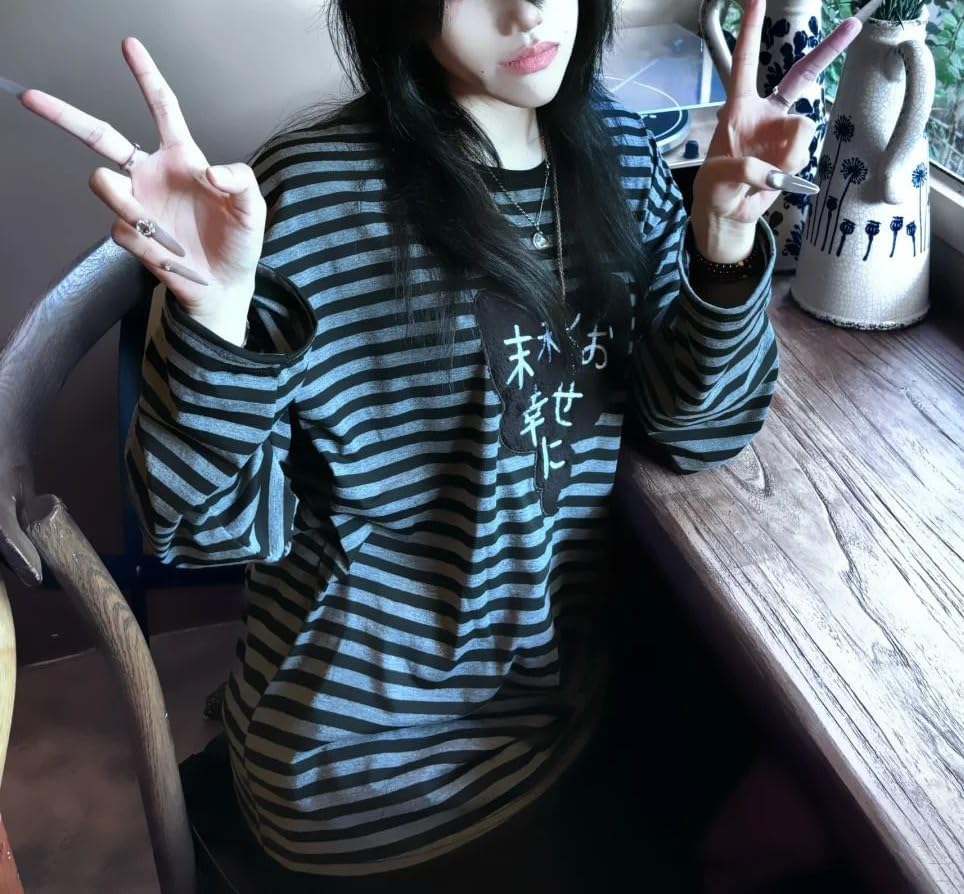 Y2k Cute Sweatshirts for Women Harajuku Kawaii Striped Sweatshirts Cartoon T-shirts - Image 4