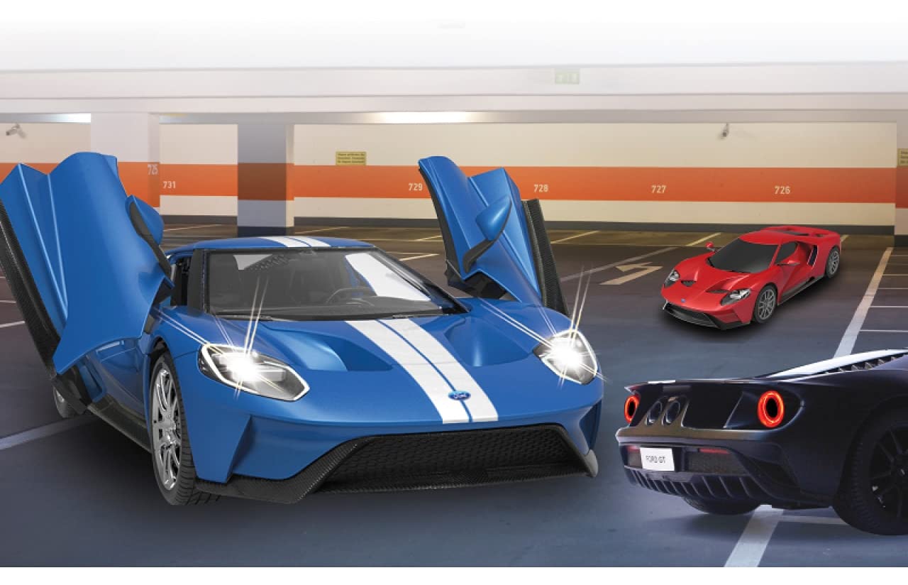 Jamara 405159 – Ford GT 1:14 czarne matowe drzwi ręczne 40 MHz – samochód RC oficjalnie licencjonowany, ok. 1 godzina jazdy, 9 km/h, szczegółowe wnętrze, wysokiej jakości wykonanie, światło LED