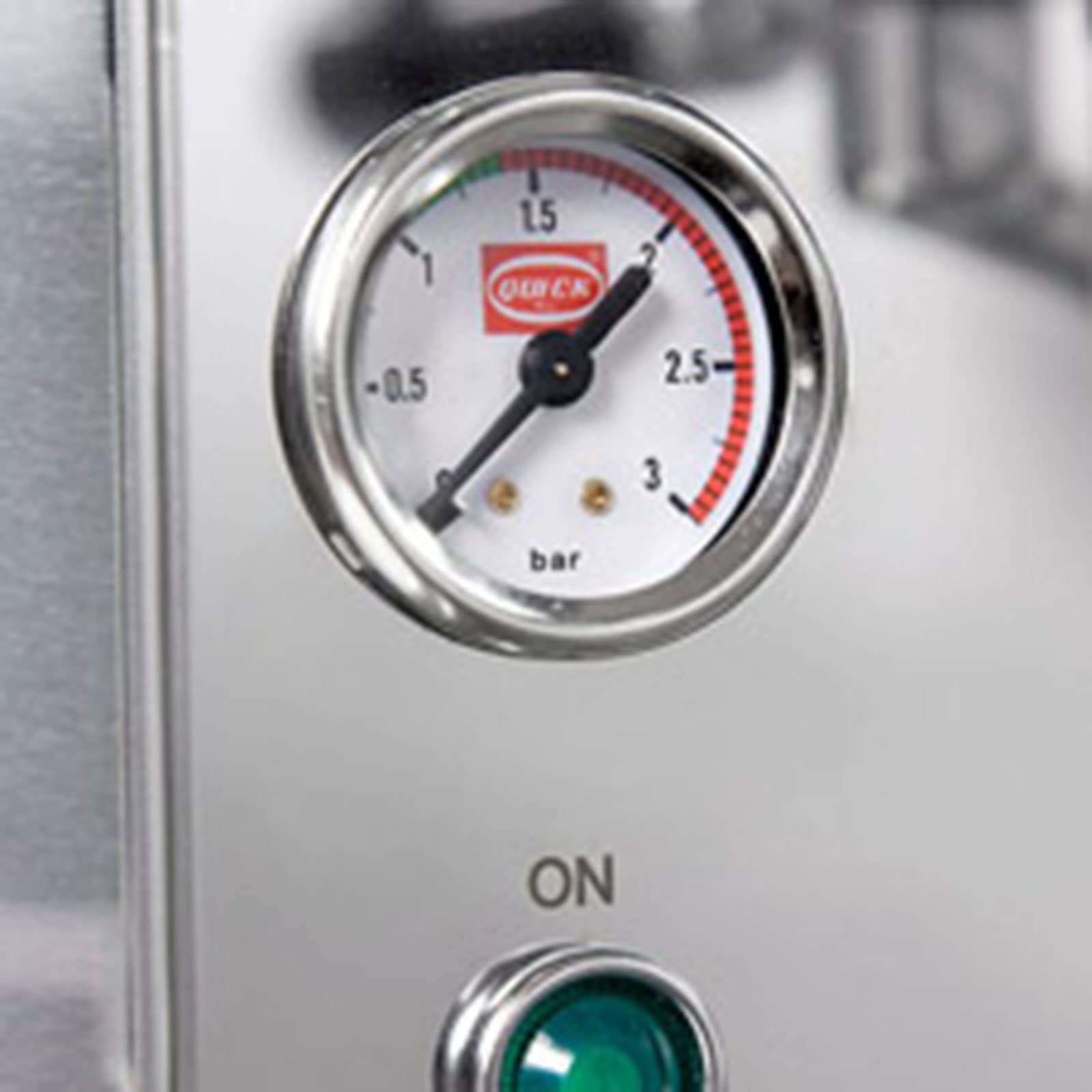 Quickmill Rubino 0981 Machine à expresso avec porte-filtre et réservoir d'eau de 3 l, protection thermique, acier inoxydable, Argenté
