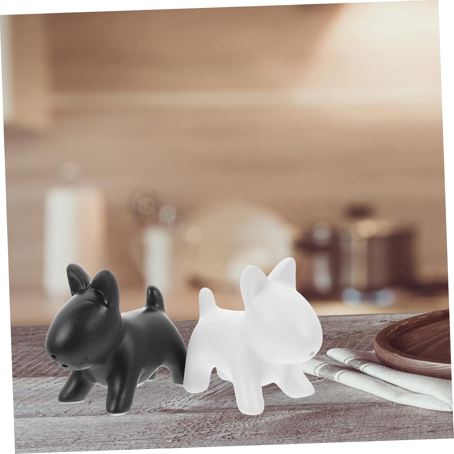 2pcs Ceramic Seasoning Bottles Dog Salt Pepper Kitchen Gadget Spice Jars for Salt Pepper Housewarming