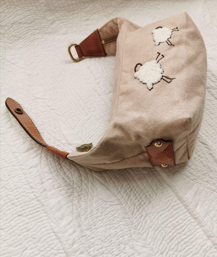 Amazon.co.jp: ヴィンテージ?Upla Paris ウプラ 羊刺繍モチーフレザー 