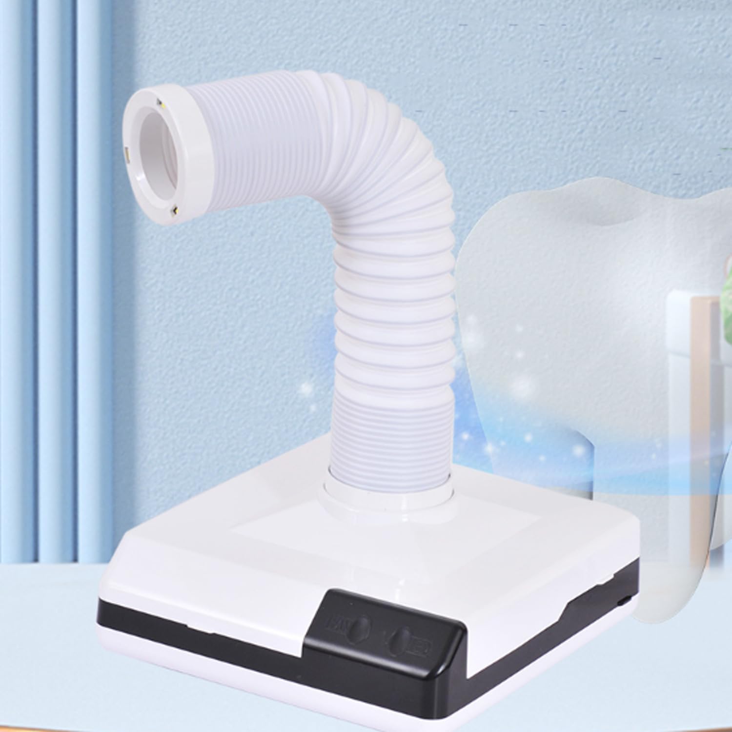 Aspiratore per unghie 60W 2 in 1 Potente mini aspirapolvere da tavolo Illuminazione a LED Tubo telescopico a basso rumore da 360 gradi Risparmio energetico Può contenere piccoli oggetti,Bianca