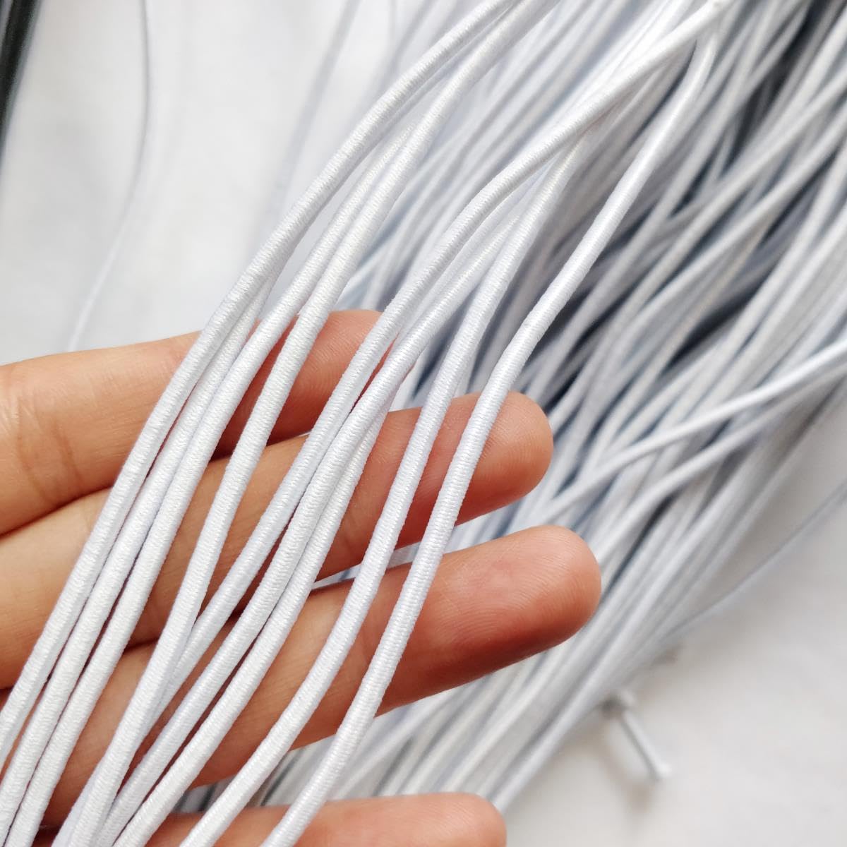 BENECREAT 2 mm, 50 m elastisch koord, voor het maken van sieraden, kralenkoord, stretch, draadvlechtwerk, touwen, bungeekoord, voor knutselen, handwerk, armbanden, halskettingen, zwart