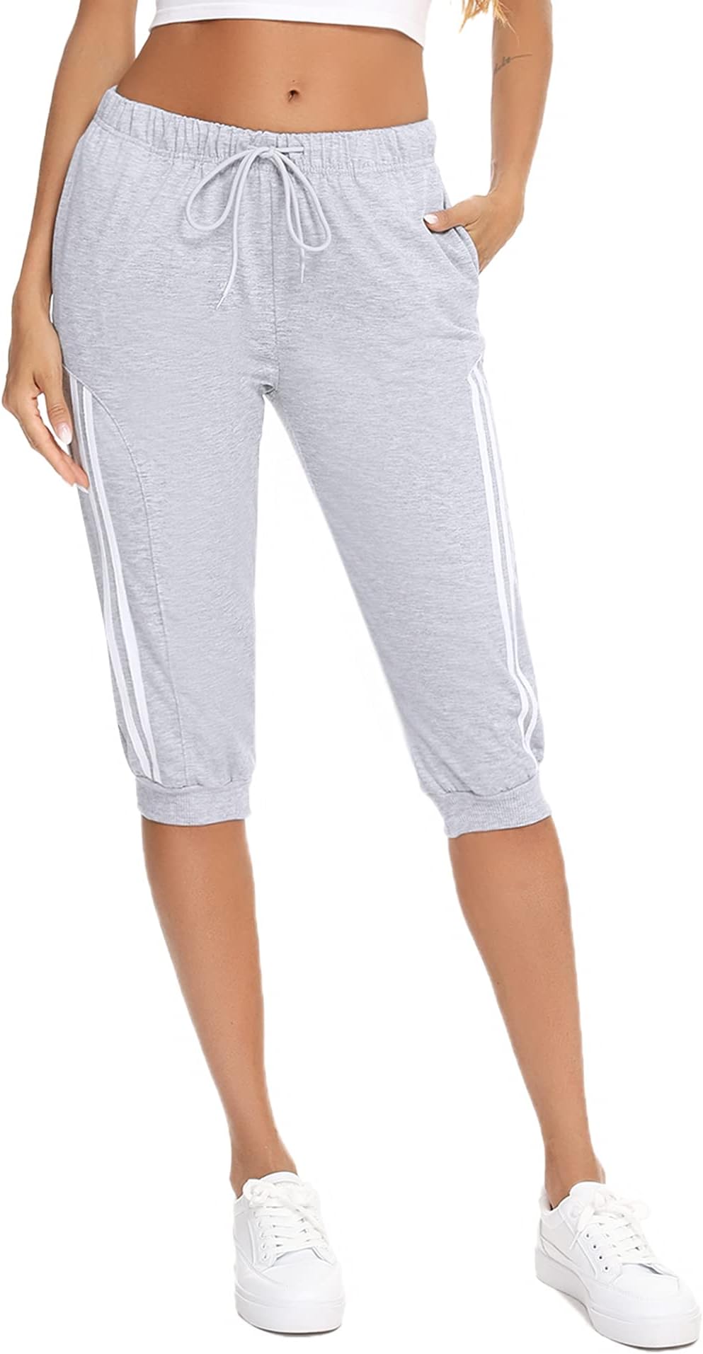 Doaraha Womens Capri Sweatpants Lightweight Sports Cropped Joggers with Pockets