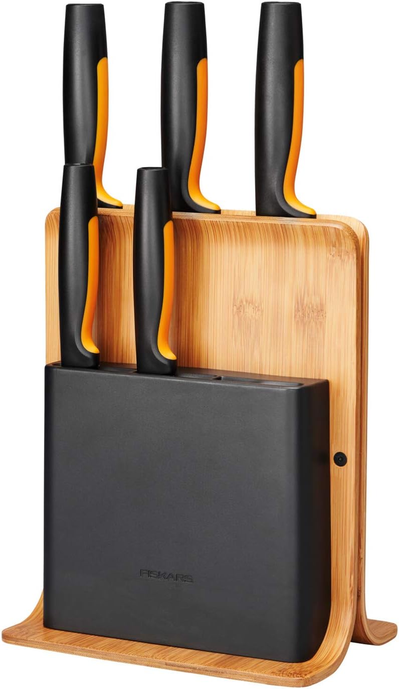 Amazon Crazy 🔥 Deals Fiskars Bamboo Design Knife Block with 5 Knives, Functional Form, Including Vegetable Knife, Tomato Knife, Santoku Chef's Knife, Chef's Knife and Bread Knife, Bamboo/Plastic, 1057552