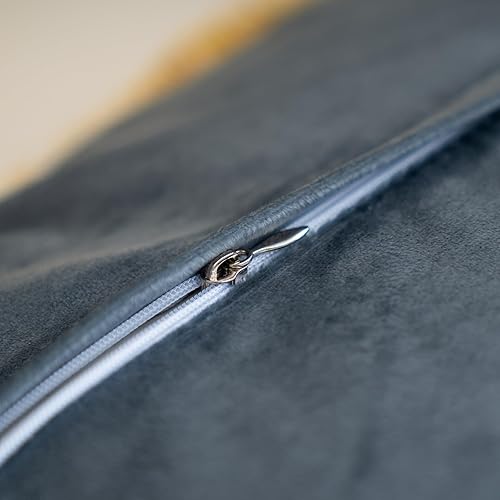 Miniatura 6 de Alerfa Funda de cojín de 16 x 24 pulgadas con diseño de flores de rosas grises de terciopelo de lujo, funda de almohada europea con borlas, almohada