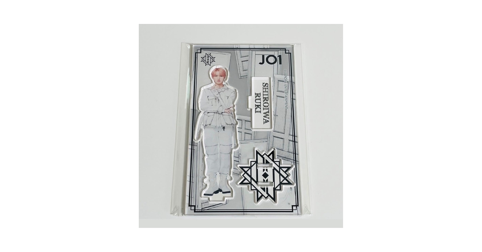 Amazon.co.jp: JO1 白岩瑠姫 アクスタ 白岩 アクリルスタンド