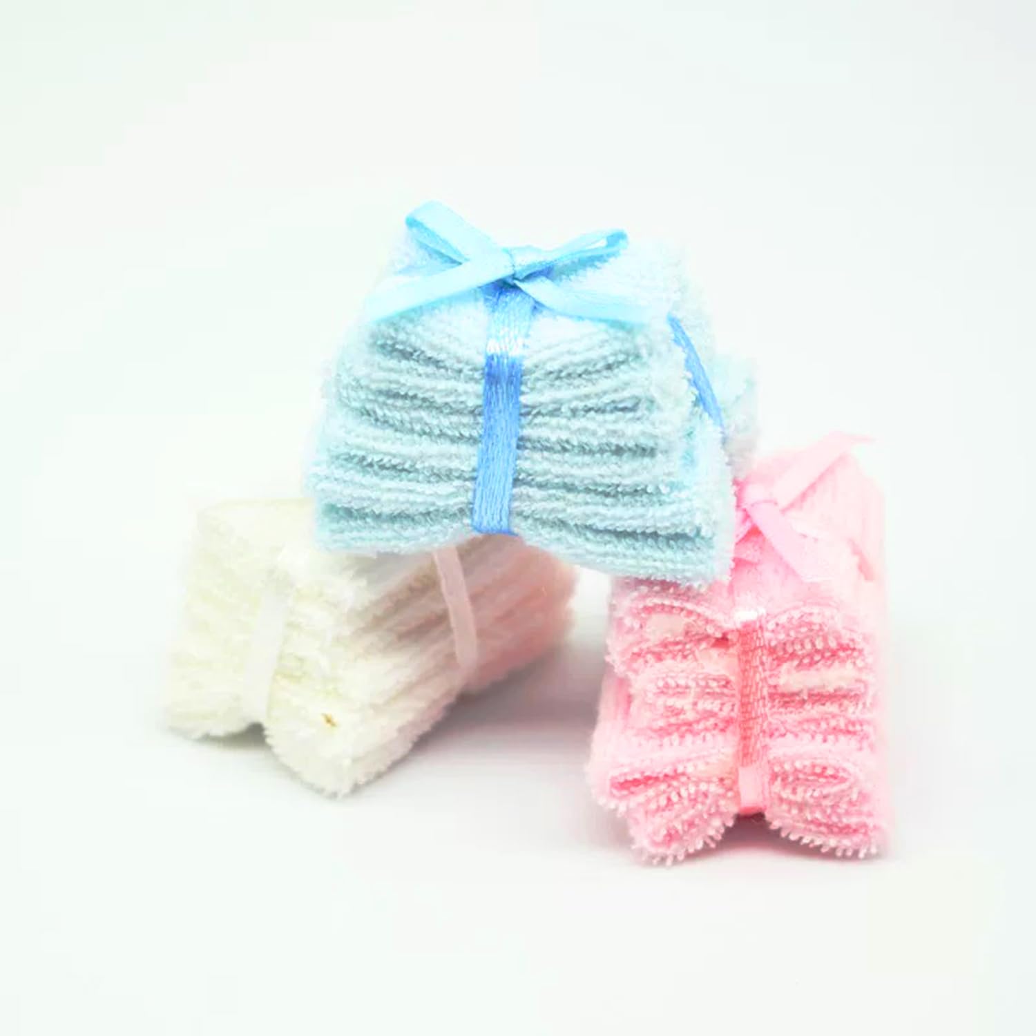 Dollhouse Miniature Towels, 1:12 Bathroom Bath Towel, Mini Face Towel, for Dollhouse Bathroom Furniture Decor (1PCS) (Pink)