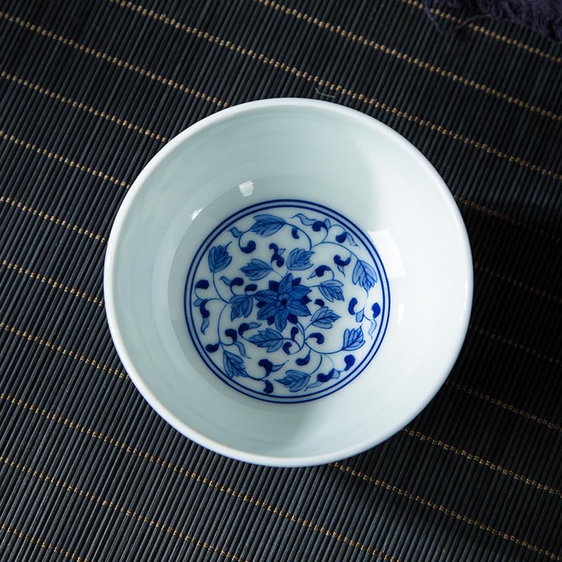 Kungfu filiżanka do herbaty niebieski i biały porcelanowy okrągły kwiat Arhat kubek ceramiczny herbata osobista mała miska pojedyncza ręcznie malowana gospodarz małe filiżanki do herbaty