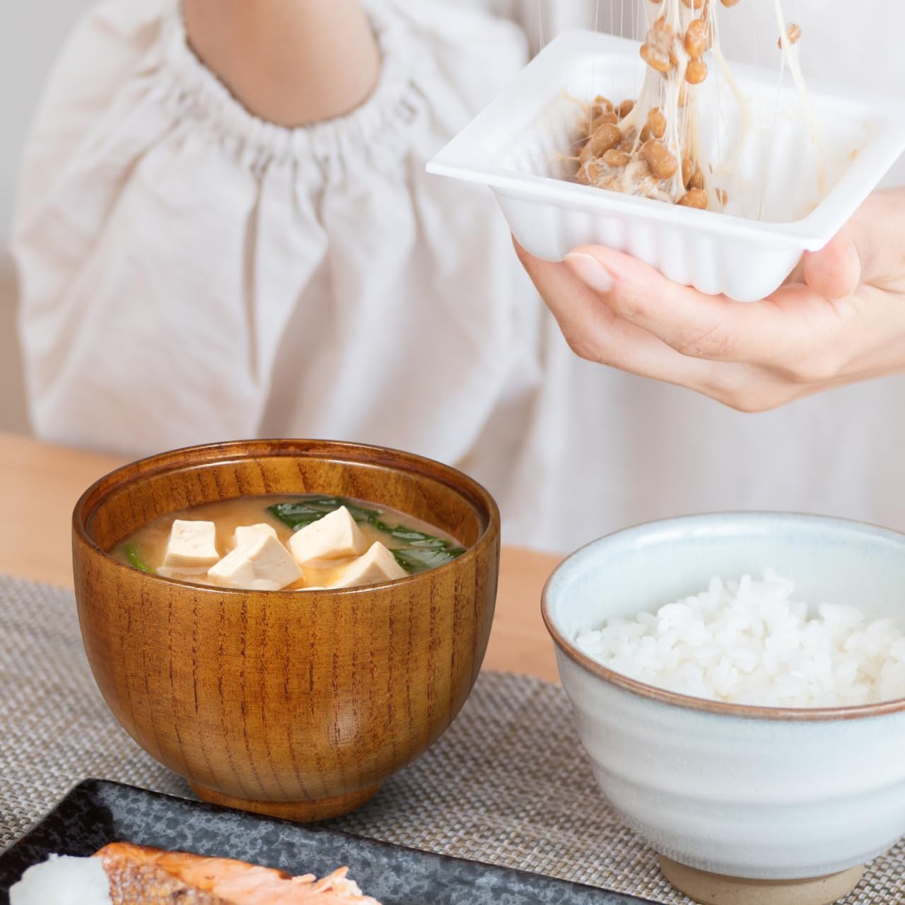 Luxshiny Set of 2 Miso Soup Bowls with Lid: Wooden Soup Bowls for Home Kitchen Restaurant - Brown