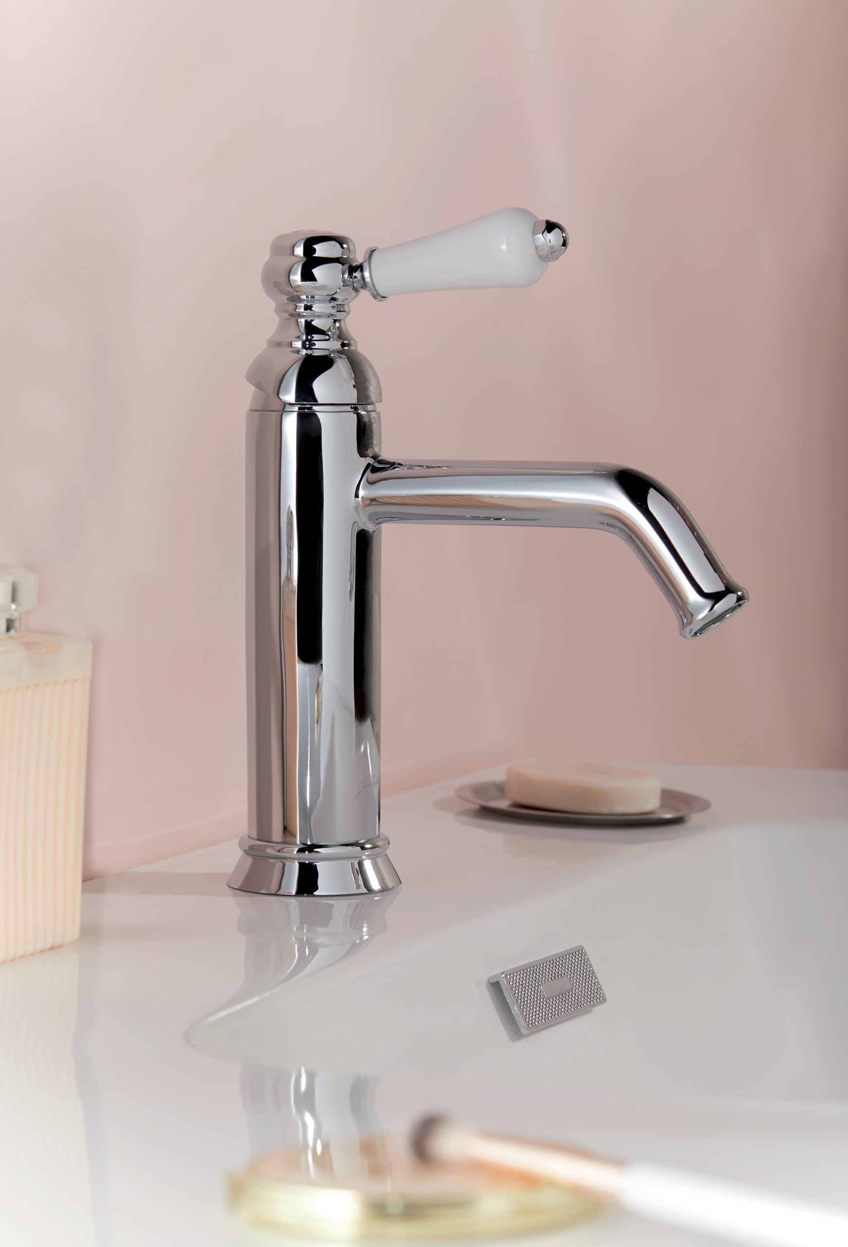 JACOB DELAFON Grifo monomando para lavabo estilo retro Maneta cerámica Ahorro de agua Fácil y rápida instalación Latón Cromado LOUISE E24360-CP
