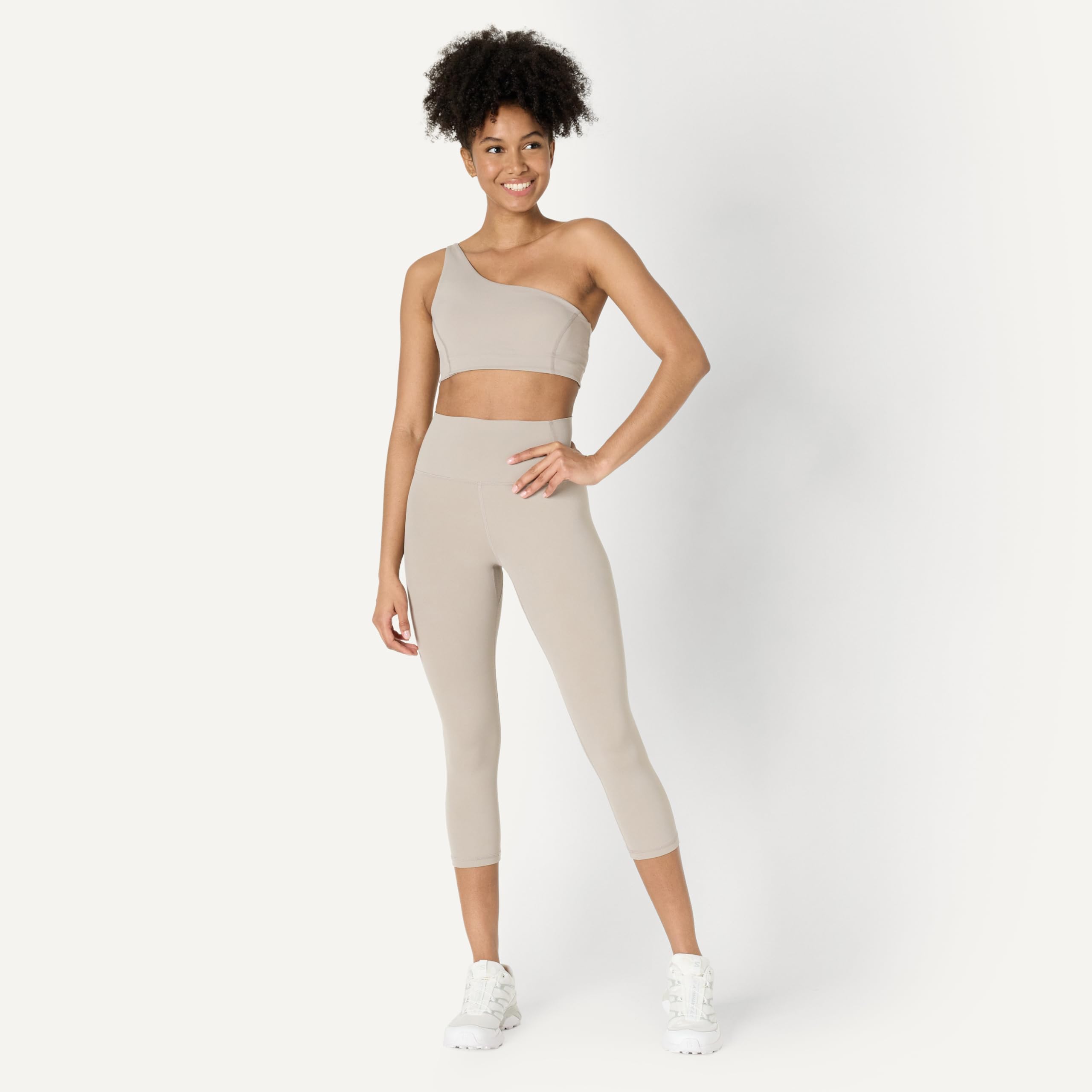Amazon Essentials Damen Active FormFlex Buttery Soft Capri-Leggings für Yoga und Workouts mit Taschen, hoher Taille, Schrittlänge von 48 cm