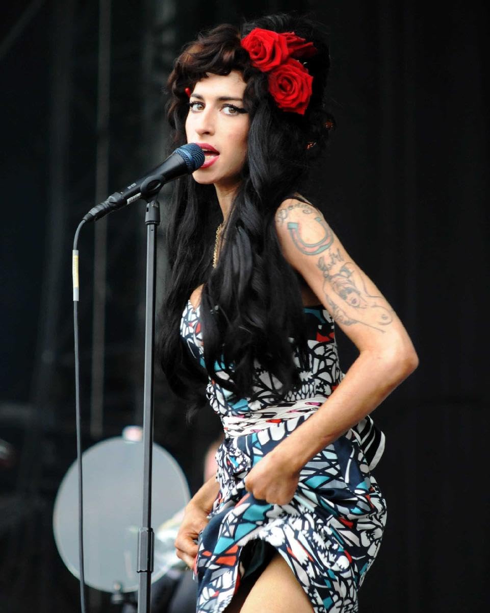 Worldphotographs Amy Winehouse 10X8 Photo
