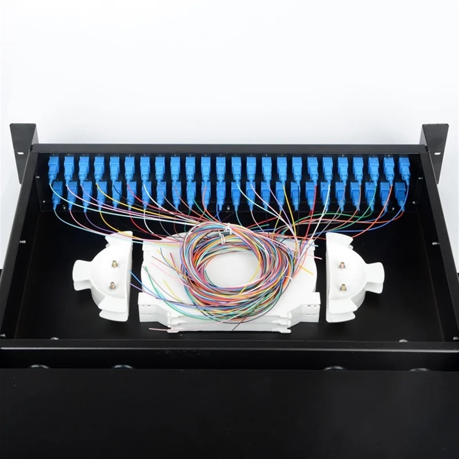 Panneau de Brassage de Fiber de boîte à bornes de Fiber Optique de 48 Ports SC FC LC Pigtail ODF 2U 48 multimode monomode(48 Core SC A SM)
