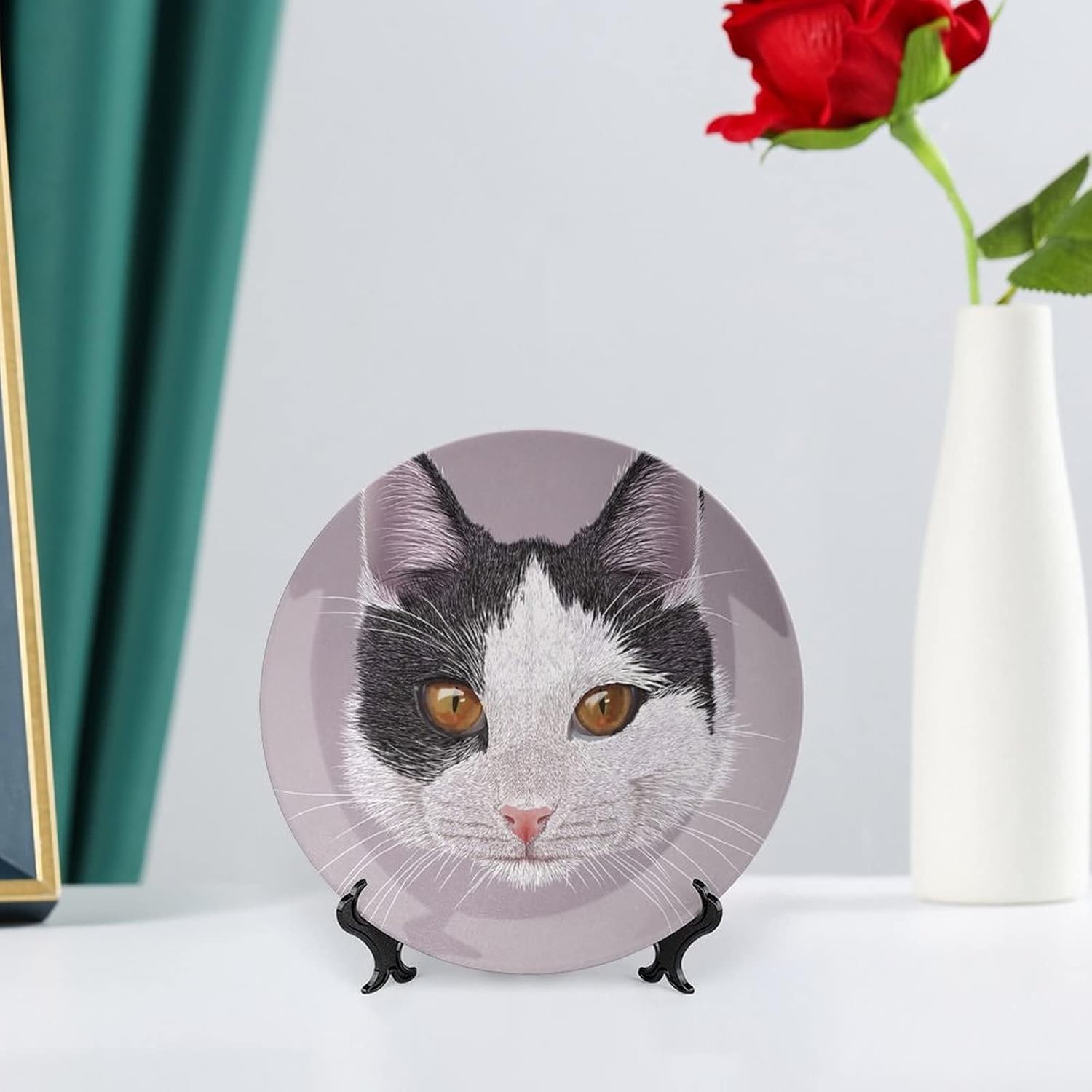 XISUNYA 7 Inch Decorative Plate, Animal Porcelain Plate, Cute Cat Portrait Funny Whiskers Pet Humor Print Ceramic Wall Hanging for Home Office Party Dinner Table Decor