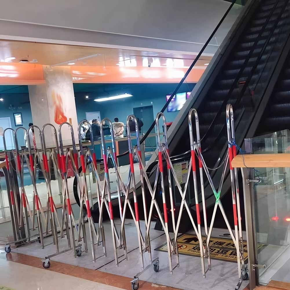 Barrera de tráfico retráctil - Barrera móvil Extensible con Ruedas para Control de Acceso de vehículos y Obras - 1,2 x 3 m (3,9 x 9,8 pies) Solución de Seguridad Vial
