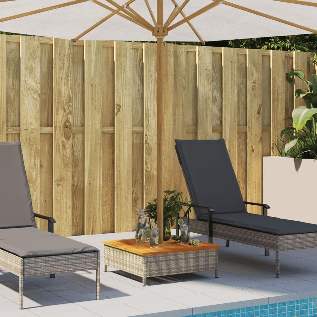 Verkleidung für Sonnenschirmständer Grau 70x70x25 cm aus PE-Rattan mit Akazienholz Tischplatte, stabile Halterung und Schutz für Terrasse, Balkon, Pool, Strand, Ampelschirm