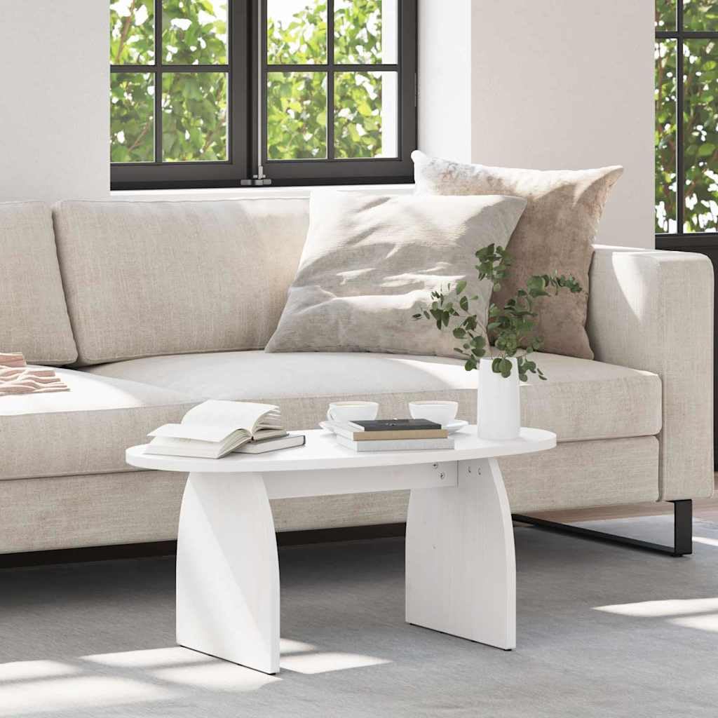 Table basse blanc en pin massif pour optimiser un petit salon