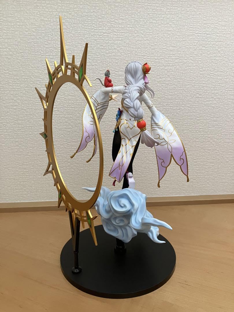 Amazon.co.jp: リゼロ エミリア チャイナドレス フィギュア 限定品