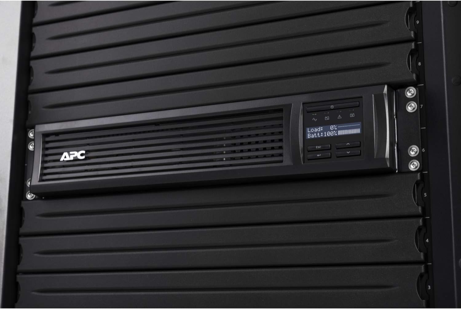 APC Smart-UPS 750VA LCD RM 2U 230V with SmartConnect