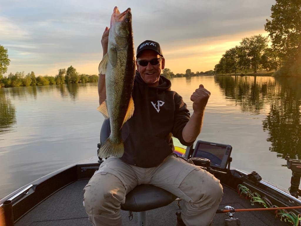 Peche Carnassiers Lot De 10 Leurres Souples RYAN Pour Brochet