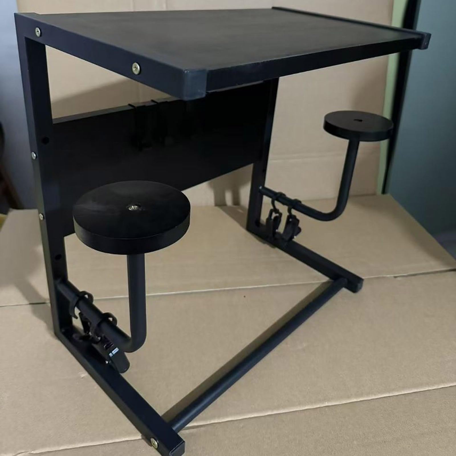 Base antiscivolo Espositore Mensola In Legno E Struttura Metallica Scaffale Per Casa Garage Decorazione Caschi Moto Espositore In Legno E Metallo